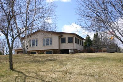 7579 Bavarian Ln, Barton, WI 53090