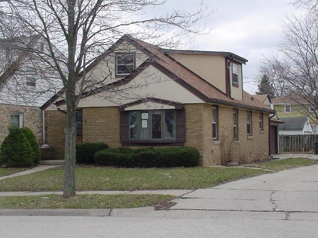 1829 Missouri Ave., South Milwaukee, WI 53172