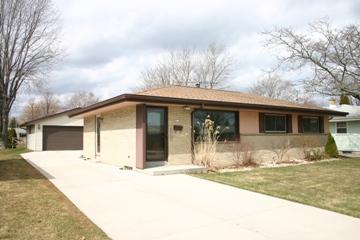 3118 S 18, Sheboygan, WI 53081