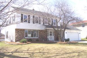 8889 Greenhill Ln., Greendale, WI 53129