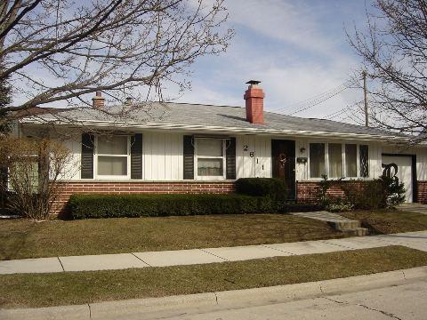 2611 Elizabeth St, Sheboygan, WI 53083