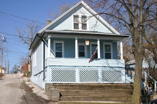 1316 S 11th St, Sheboygan, WI 53081