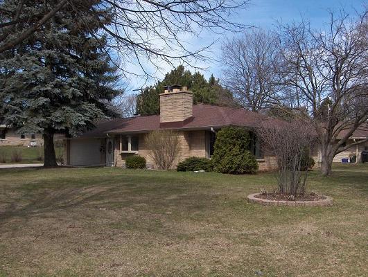 1305 N 117th St., Wauwatosa, WI 53226