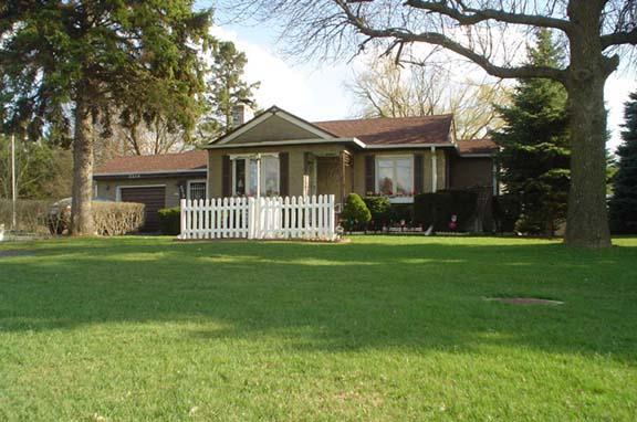 2219 W Rawson Ave., Oak Creek, WI 53154