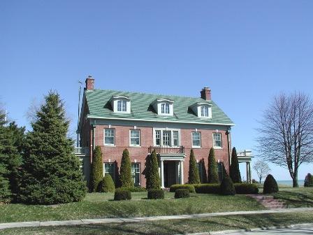 206 16th St., Racine, WI 53403