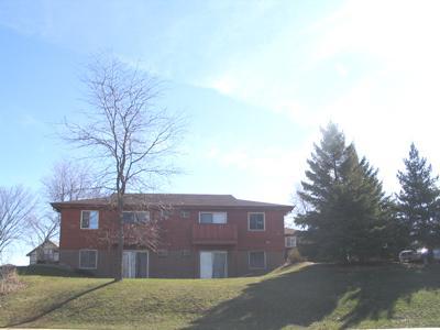 1937 Green Tree Rd #202, West Bend, WI 53090