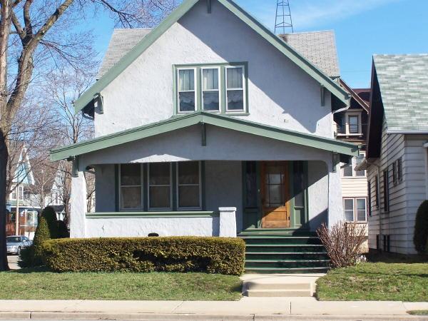 2830 W Greenfield Ave., Milwaukee, WI 53215