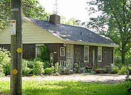 1115 River Dr., Lyons, WI 53105