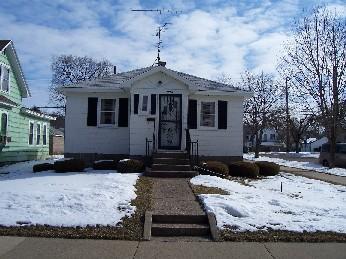 1251 East Ave, La Crosse, WI 54601