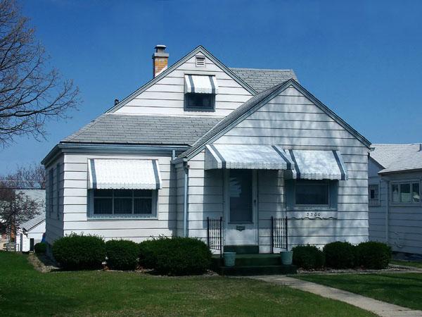 3300 W Ruskin St, Milwaukee, WI 53215