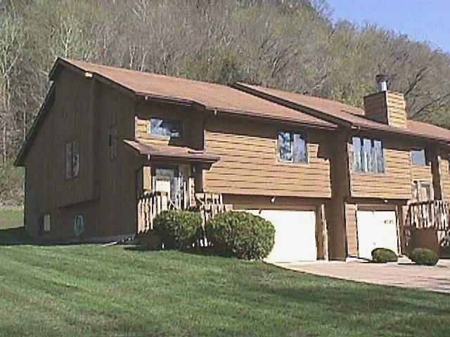 4109 Cliffside Dr. #5-A, La Crosse, WI 54601