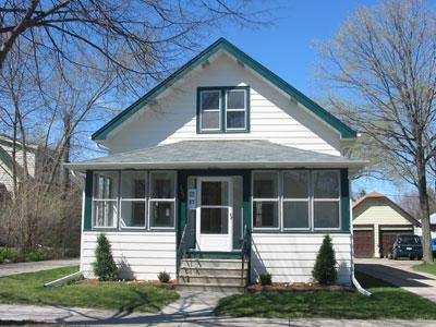325 N 61st St, Milwaukee, WI 53213
