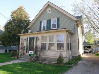 619 South St., Oconomowoc, WI 53066
