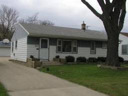 2231 N 116th St., Wauwatosa, WI 53226