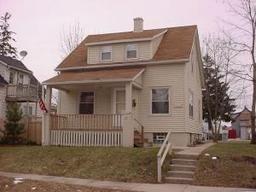 5028 N 38th St., Milwaukee, WI 53209