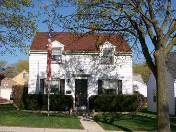 3750 S 15th Pl., Milwaukee, WI 53221