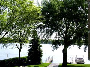 333 N Lake Rd #203, Oconomowoc, WI 53066