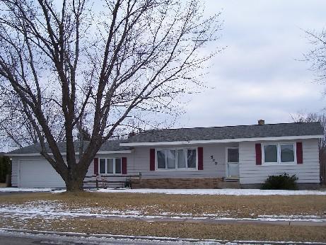 520 Riders Club Rd., Onalaska, WI 54650