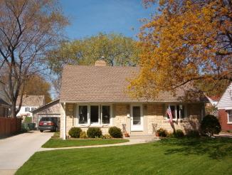 551 N 103rd St., Wauwatosa, WI 53226