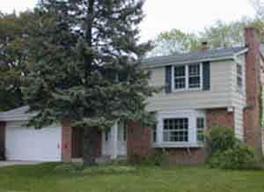 6446 Sycamore St., Greendale, WI 53129