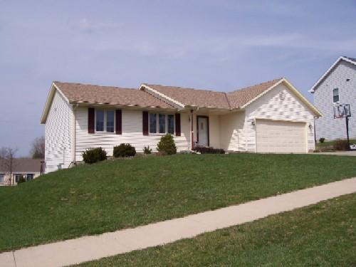 1704 Dandelion Ln, West Bend, WI 53090
