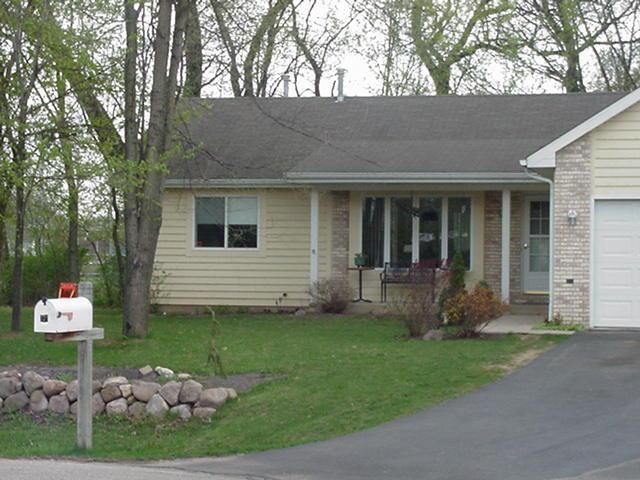 131 Katie Dr., Silver Lake, WI 53170