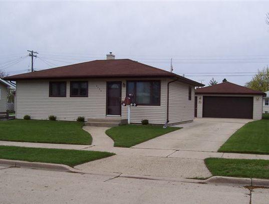 8436 15th Ave., Kenosha, WI 53143
