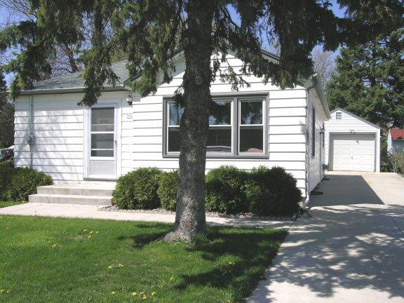 3746 E College Ave., Cudahy, WI 53110