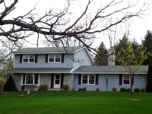 205 Nob Hill Dr., Richfield, WI 53017