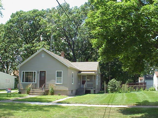 2812 Cleveland Ave., Racine, WI 53405