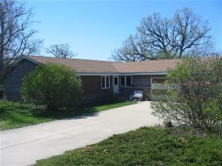 W313S6597 Spring Dr., Mukwonago, WI 53149