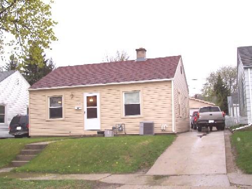 606 S Indiana Ave, West Bend, WI 53095