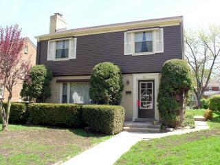 5414 N Santa Monica, Whitefish Bay, WI 53217