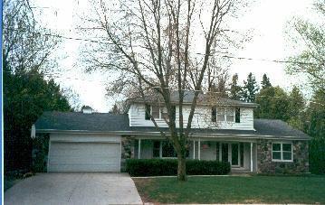 3415 Edgewood, Manitowoc, WI 54220