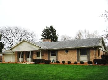 2339 W Club View Dr., Glendale, WI 53209