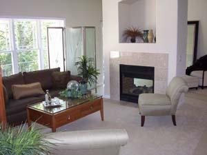 8420 S Deerwood Ln. #17 L, Franklin, WI 53132