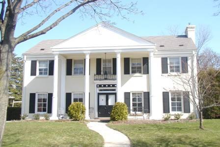 3924 N Ridgefield, Shorewood, WI 53211