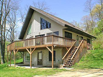 N8086 County Road C, Farmington, WI 54644