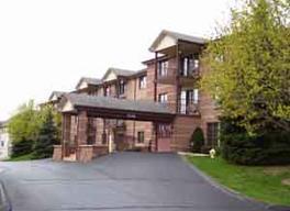 530 N Silverbrook Dr. #203, West Bend, WI 53090