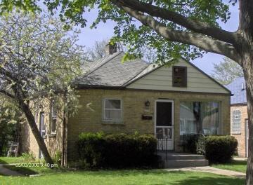 4225 W Peck Pl., Milwaukee, WI 53209