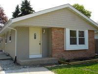 2019 Gillen St, Racine, WI 53403