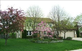 N78W15478 Old Gate Rd, Menomonee Falls, WI 53051