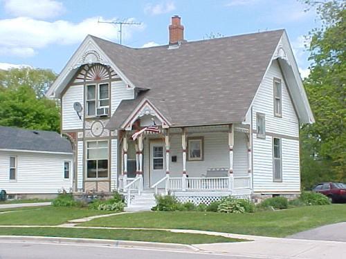 125 S Lincoln St, Elkhorn, WI 53121