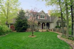 1520 W Manor Ln., River Hills, WI 53217