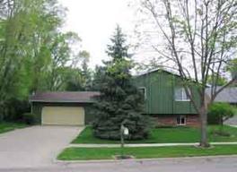 609 Westwood Dr., Onalaska, WI 54650