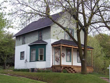 126 N Park Pl., Plymouth, WI 53073