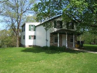 213 Elkhorn Rd., Eagle, WI 53119