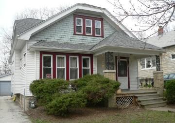 1295 N 68th St., Wauwatosa, WI 53213