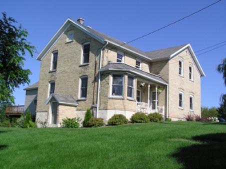 7179 N Madison, Hubbard, WI 53050