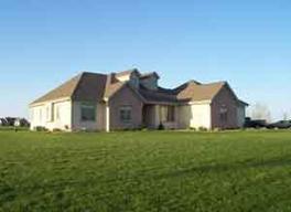 4858 White Swan Dr., West Bend, WI 53095